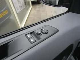 Opel Vivaro (2021) thumbnail 14