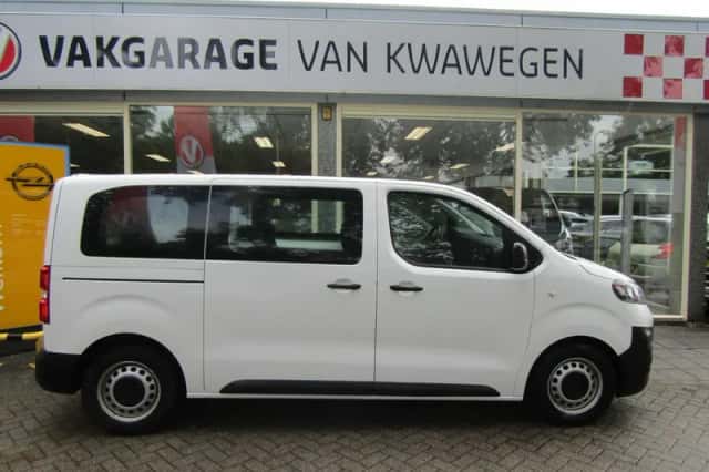 Opel Vivaro (2021) thumbnail 1