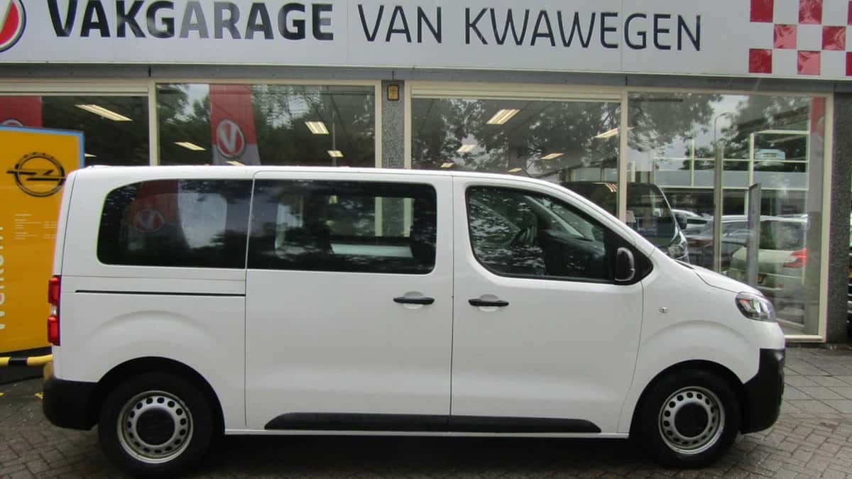 Opel Vivaro (2021) — foto 1