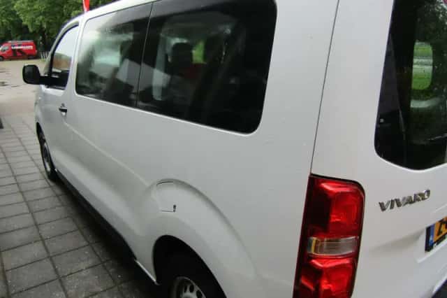Opel Vivaro (2021) thumbnail 4