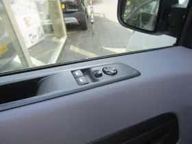 Opel Vivaro (2021) thumbnail 12