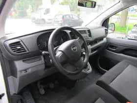 Opel Vivaro thumbnail 12