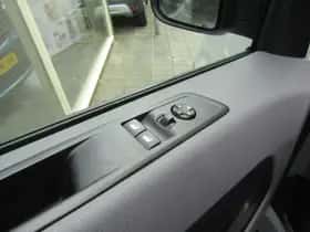 Opel Vivaro thumbnail 13