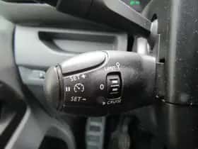 Opel Vivaro thumbnail 17