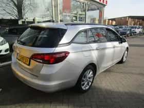 Opel Astra thumbnail 3