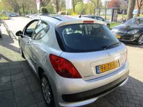 Peugeot 207 (2008) thumbnail 5