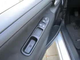 Peugeot 207 (2008) thumbnail 10