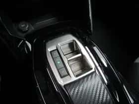 Peugeot 2008 (2024) thumbnail 11