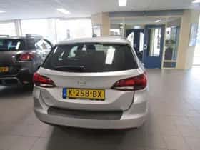Opel Astra thumbnail 8