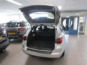 Opel Astra thumbnail 9