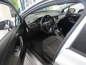 Opel Astra thumbnail 10