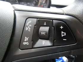 Opel Corsa (2015) thumbnail 12