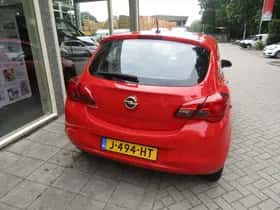 Opel Corsa (2015) thumbnail 3