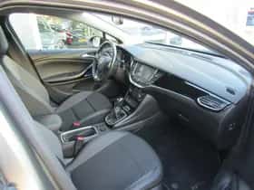 Opel Astra (2021) thumbnail 7