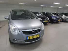 Opel Agila (2013) thumbnail 3