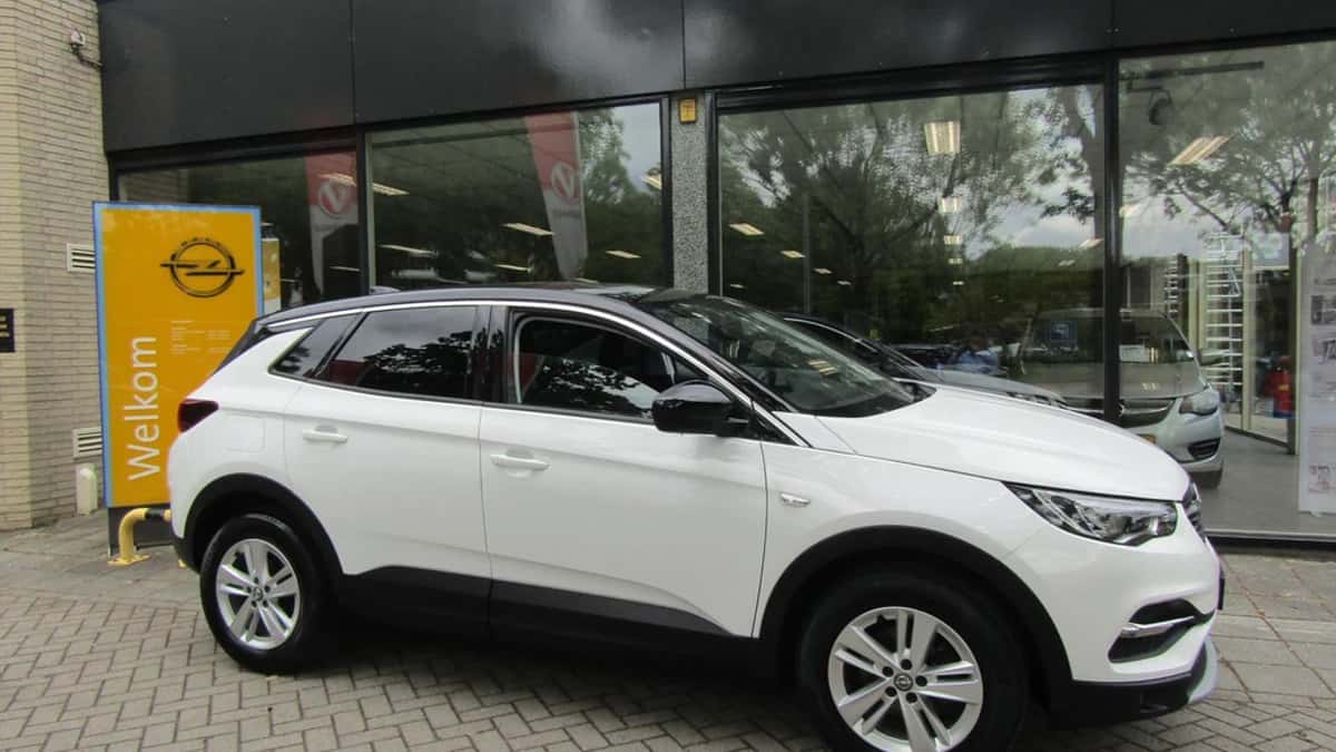 Opel Grandland X (2021) — foto 1
