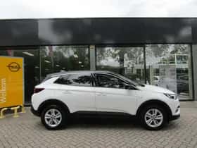 Opel Grandland X (2021) thumbnail 2