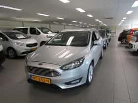 Ford Focus (2016) thumbnail 2