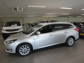 Ford Focus (2016) thumbnail 3