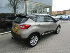Renault Captur thumbnail 10