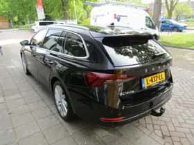 Škoda Octavia (2021) thumbnail 8