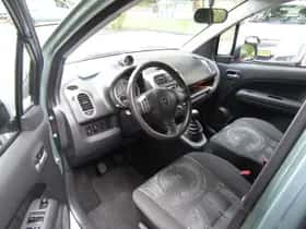 Opel Agila thumbnail 10