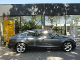 Audi A5 (2015) thumbnail 2