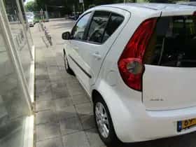 Opel Agila (2012) thumbnail 3