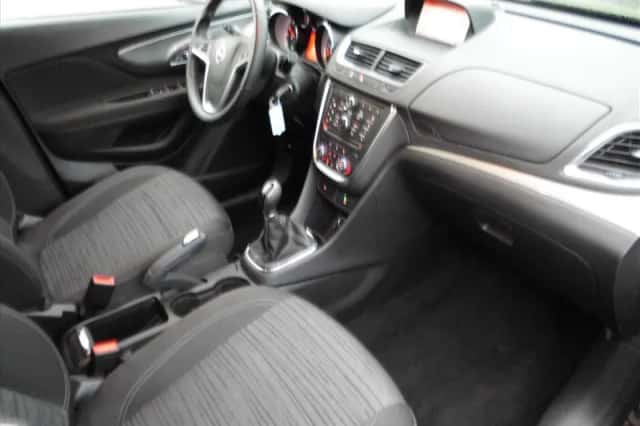 Opel Mokka (2015) thumbnail 5