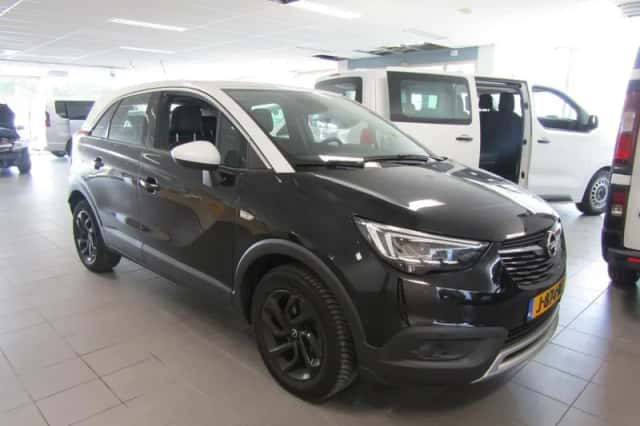 Opel Crossland X (2019) thumbnail 1