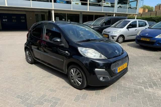 Peugeot 107 (2012) thumbnail 6