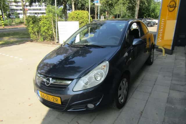 Opel Corsa (2008) thumbnail 5