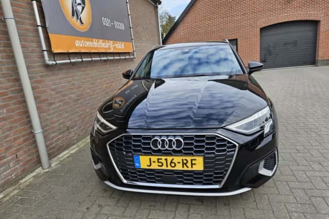 Audi A3 (2020) thumbnail 3