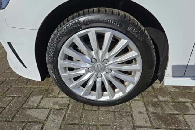 Audi A3 (2015) thumbnail 5