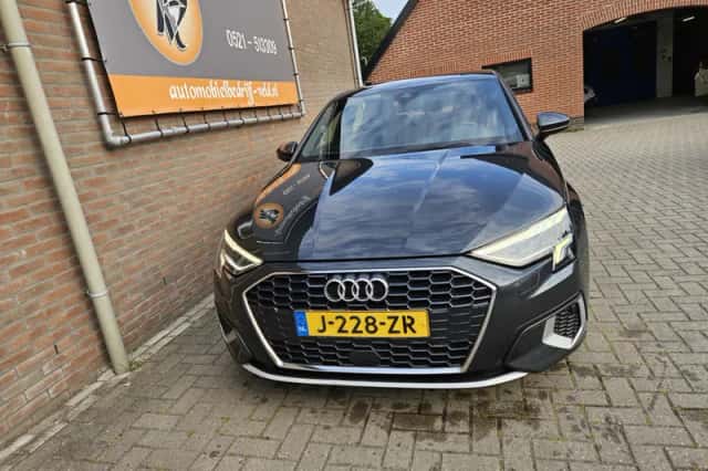 Audi A3 (2020) thumbnail 3