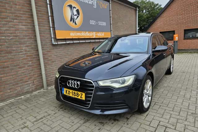 Audi A6 (2014) thumbnail 2
