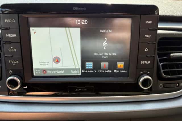 Kia Rio (2019) thumbnail 6