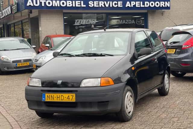 Fiat Punto (1996) thumbnail 1