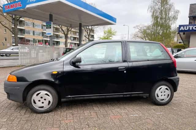 Fiat Punto (1996) thumbnail 2