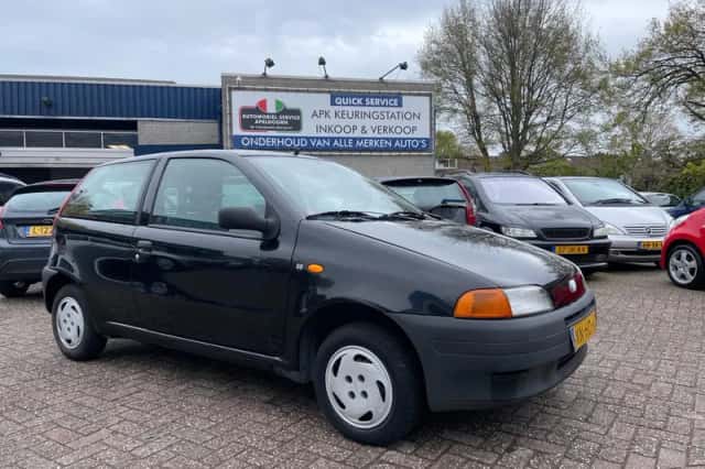 Fiat Punto (1996) thumbnail 3