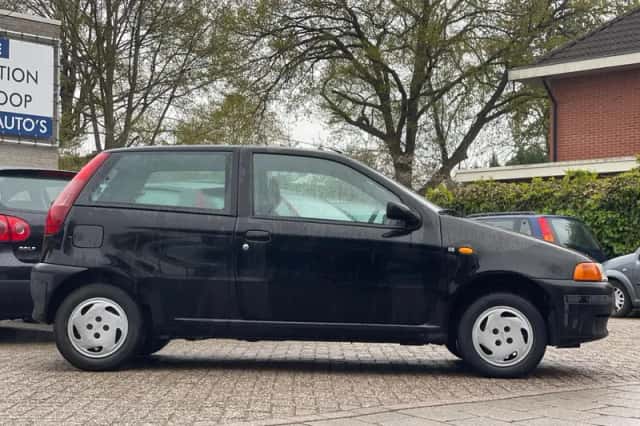 Fiat Punto (1996) thumbnail 4