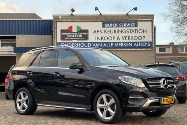 Mercedes-Benz GLE (2018) thumbnail 3