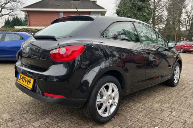 SEAT Ibiza (2009) thumbnail 5
