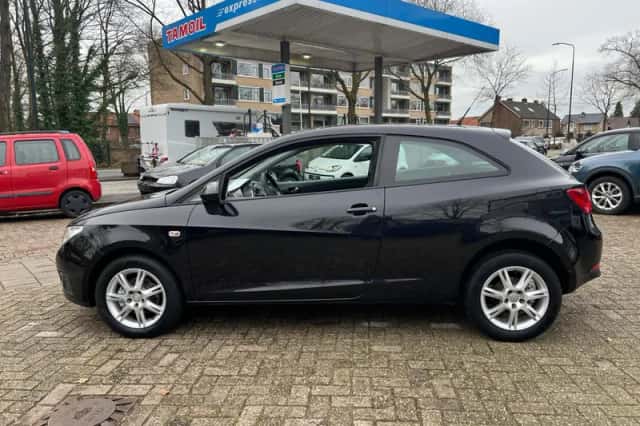 SEAT Ibiza (2009) thumbnail 6