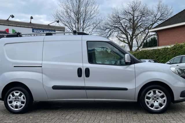 Fiat Doblò (2017) thumbnail 4