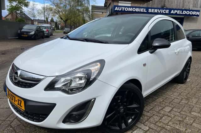 Opel Corsa (2014) thumbnail 1