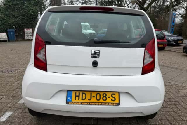 SEAT Mii (2015) thumbnail 6