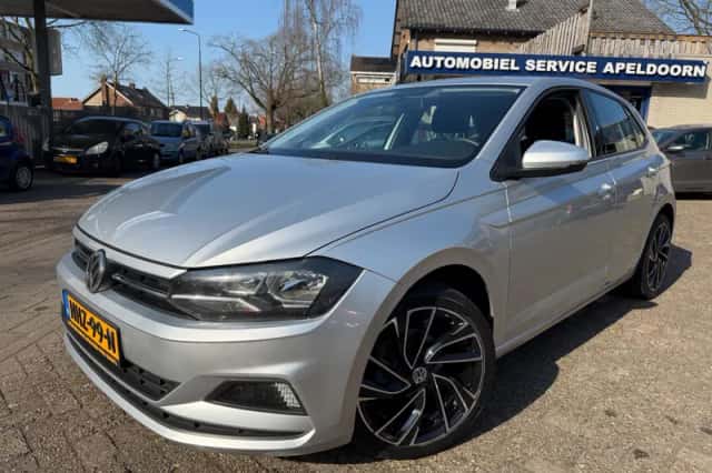Volkswagen Polo (2018) thumbnail 1