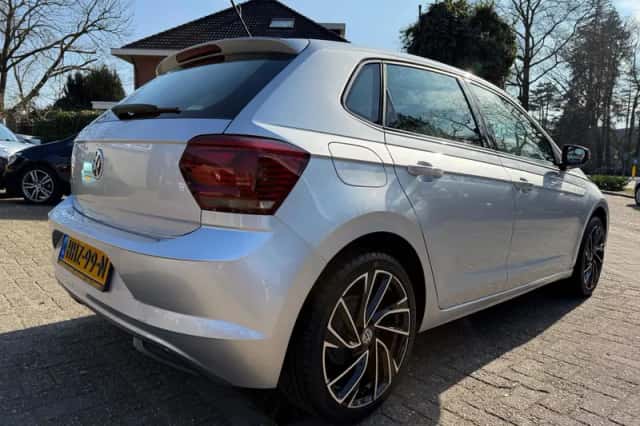 Volkswagen Polo (2018) thumbnail 6