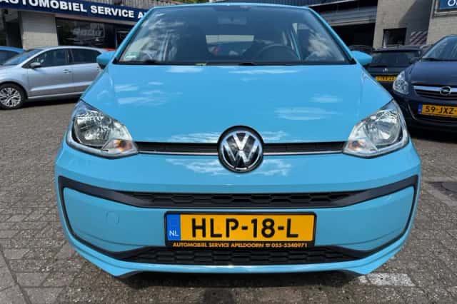 Volkswagen Up! (2016) thumbnail 2